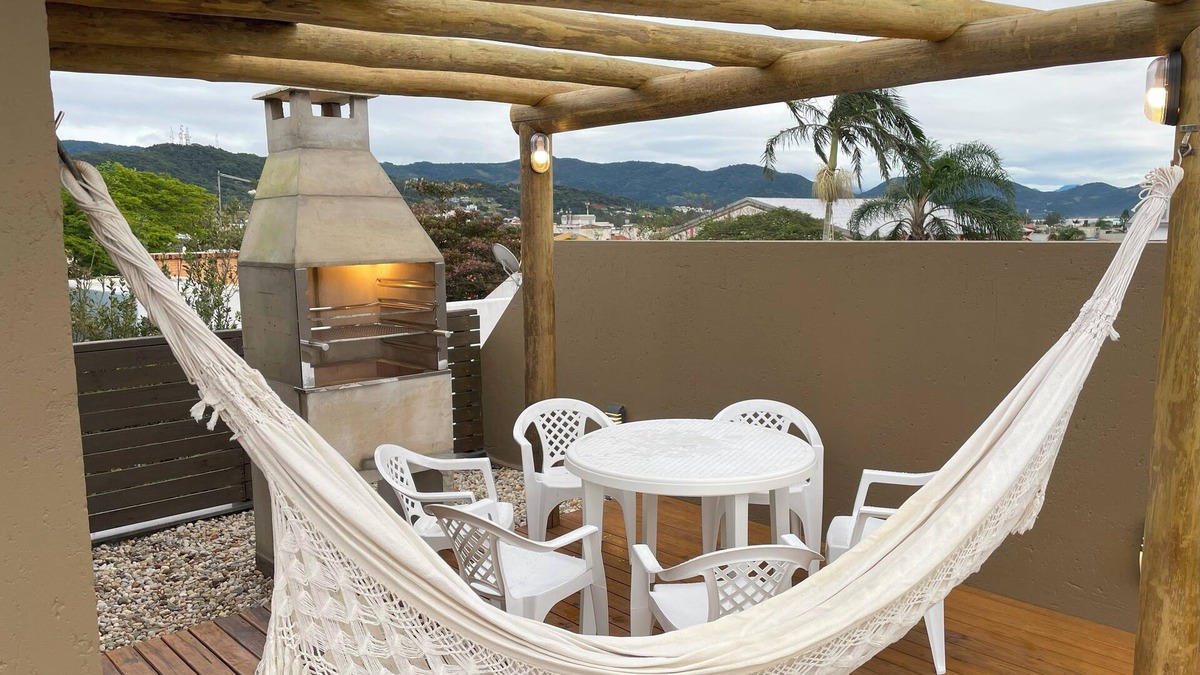 Centro Apartment | NEW APARTMENT in the center of Garopaba, with Private Terrace and Barbecue.