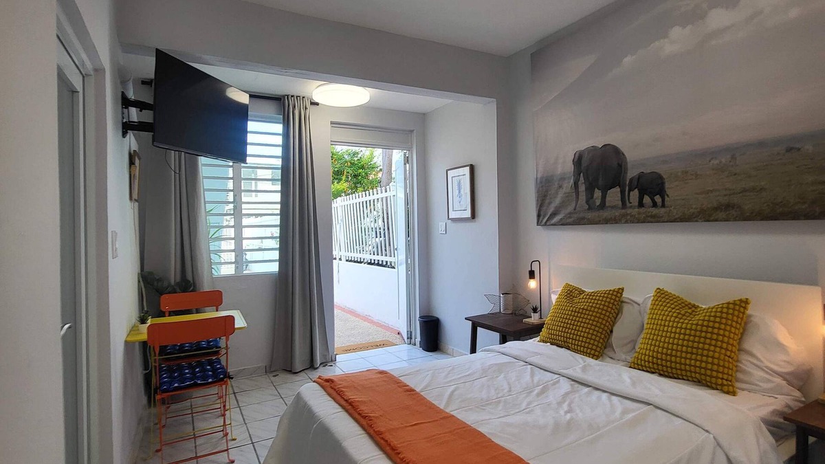 Parque Apartment | New Apartment - Walk to Ocean Park Beach 2 min