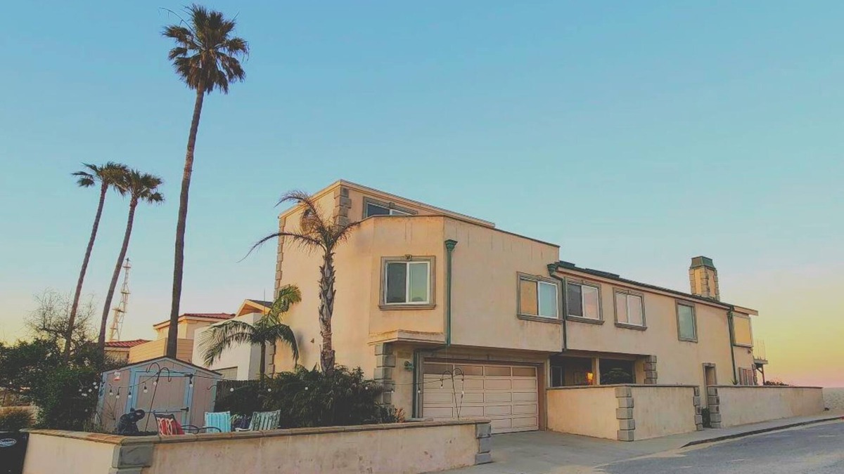 Silver Strand House | NEW! Beach Front Coastal Living