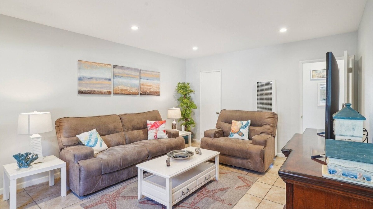 Carpinteria Condo | NEW! Beautiful 2 Bed Beach Condo #104