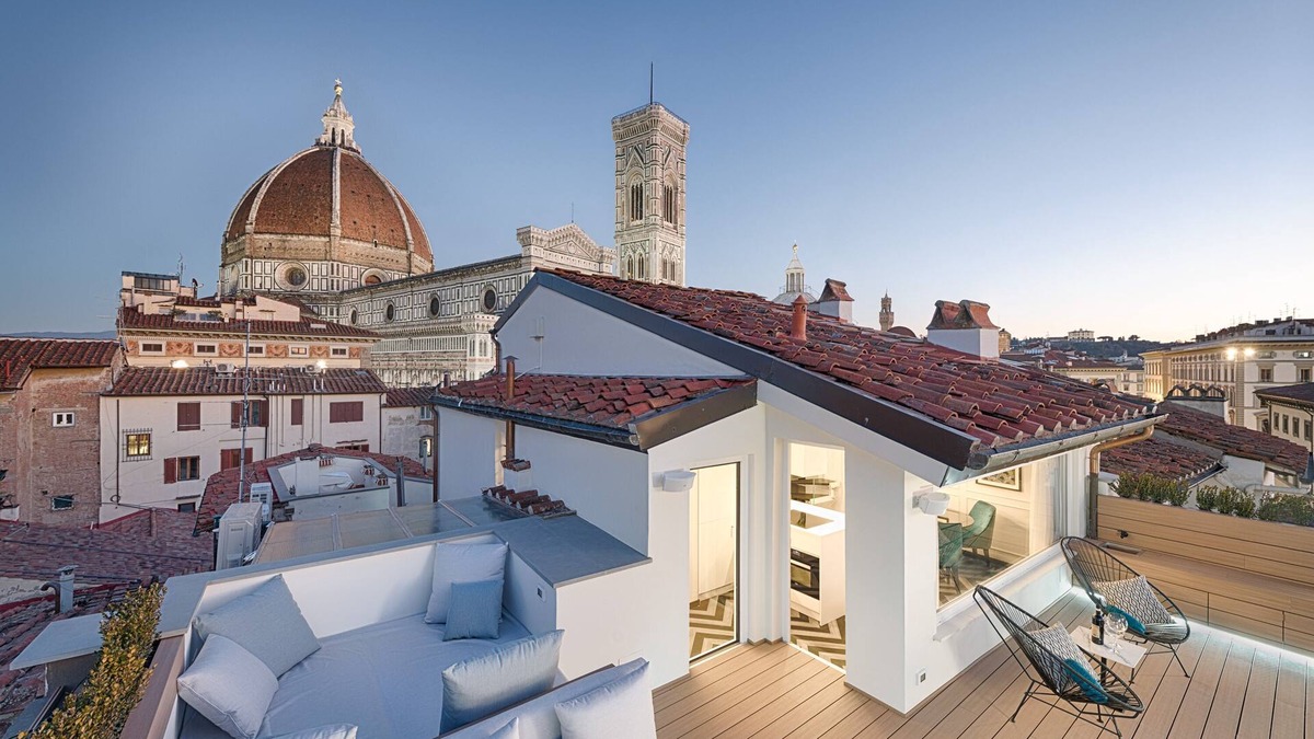 Duomo Apartment | NEW BSL Boutique Suite amazing View Terrace, Perfect for HONEYMOON and FAMILY