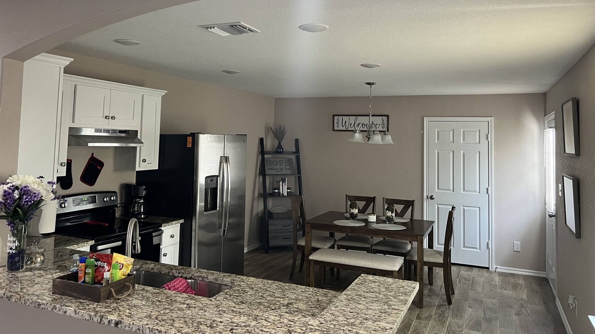 Harlandale House | New Build 7min to Downtown Riverwalk & Pearl, Southtown, Alamodome all close!