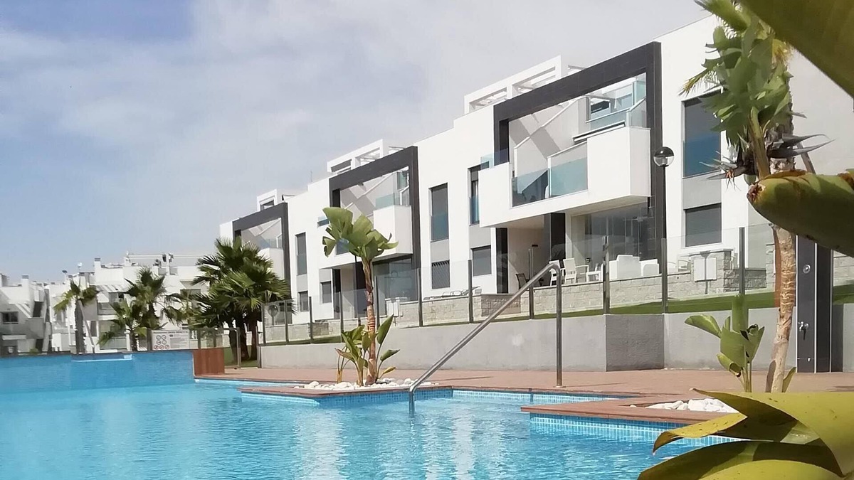 Los Altos Apartment | new-build apartment oasis beach 9, la casa irones