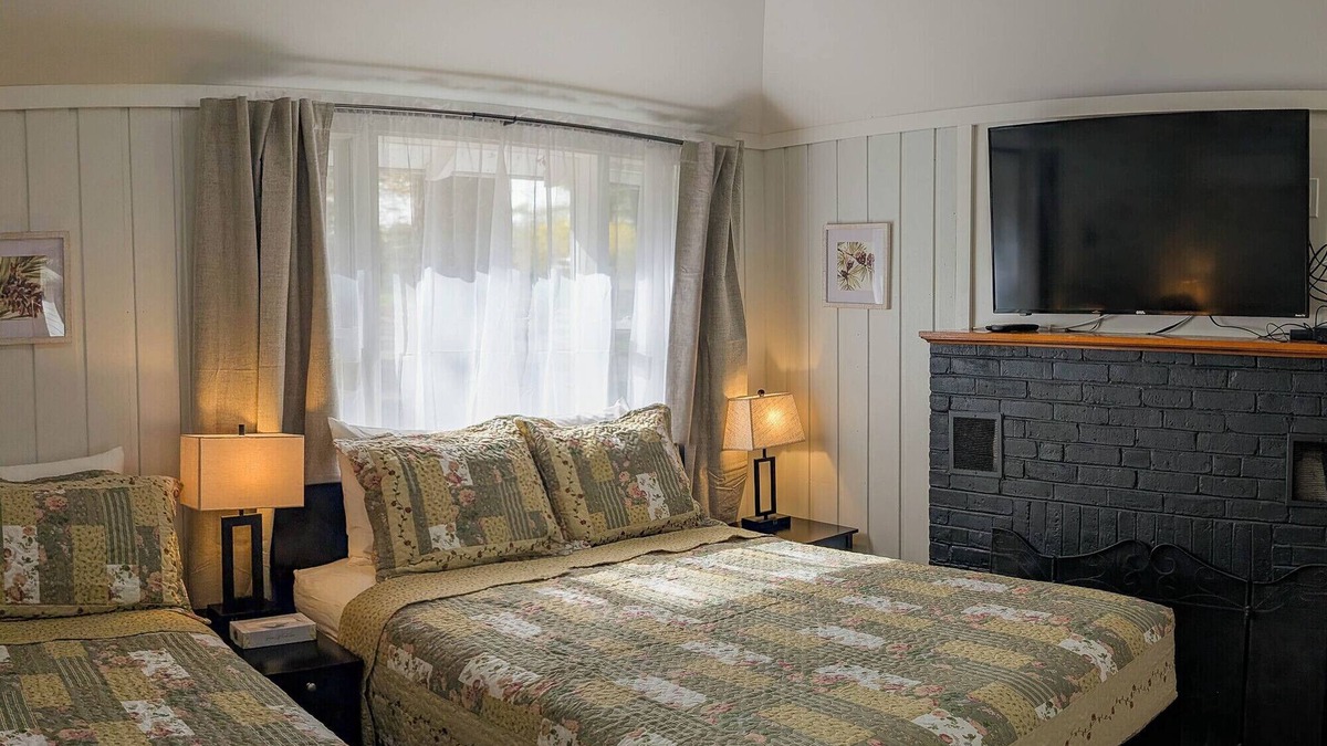 Bar Harbor Cabin | New Cabin to ENJOY! Cabin 20