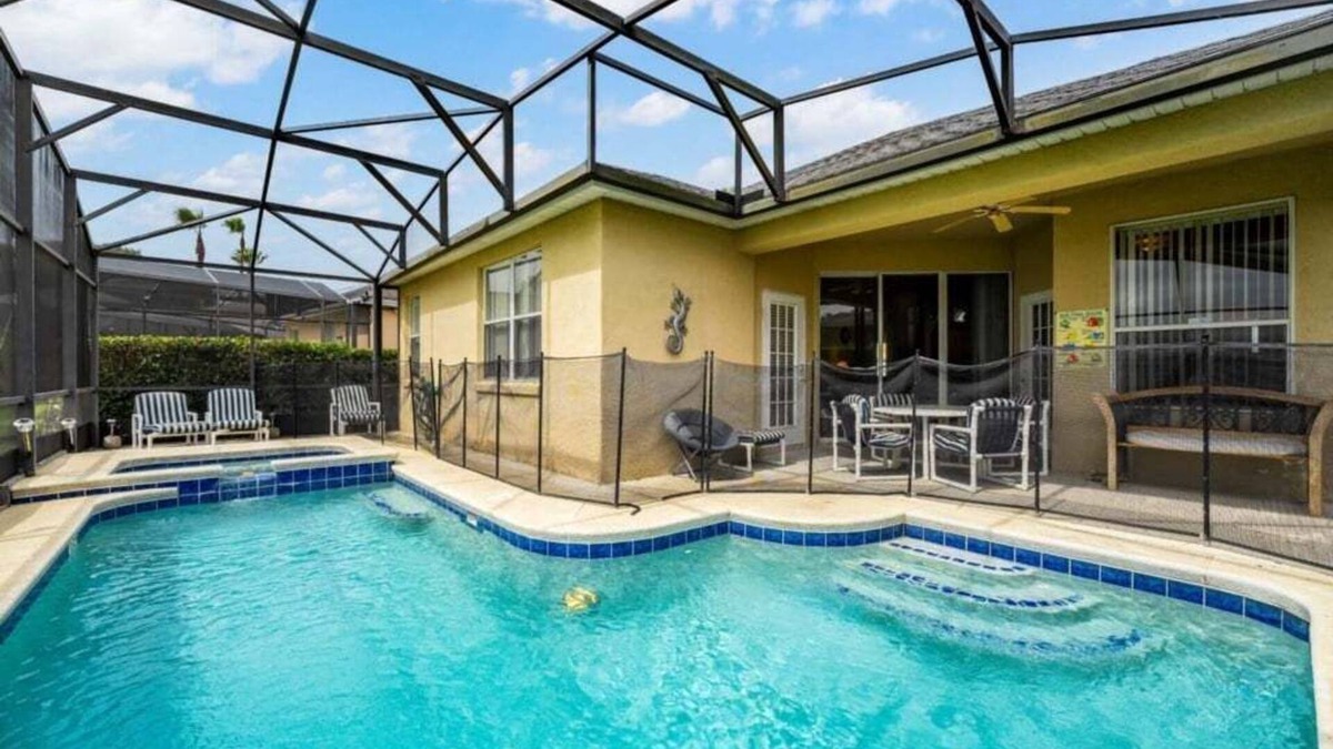 Calabay Parc Villa | NEW! Calabay Comfort - 4BR Pool & Spa Near Disney