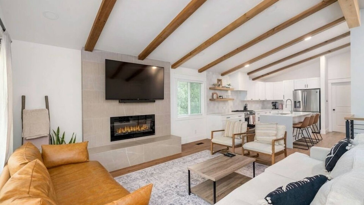 Coeur d'Alene House | NEW! CDA Retreat on Golf Course - Close to Downtown, Shopping, Hiking & Skiing