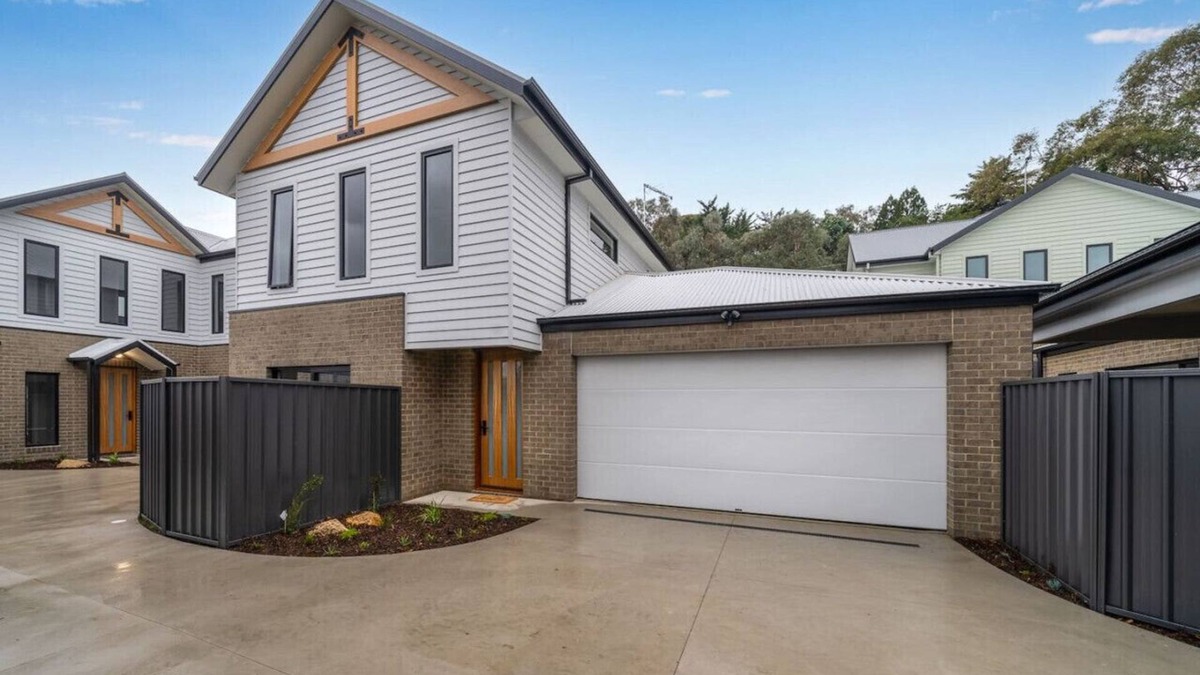Beechworth House | New central three bed townhouse