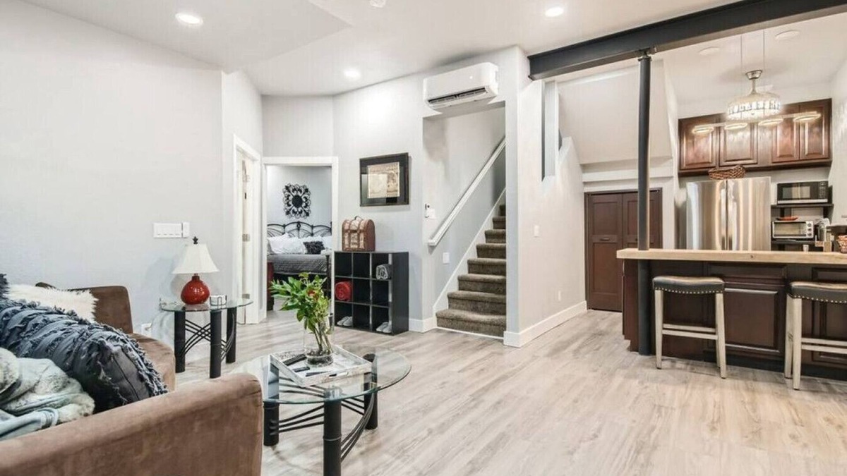 Twin Lakes Condo | New Centrally located Guest Suite w/Jacuzzi