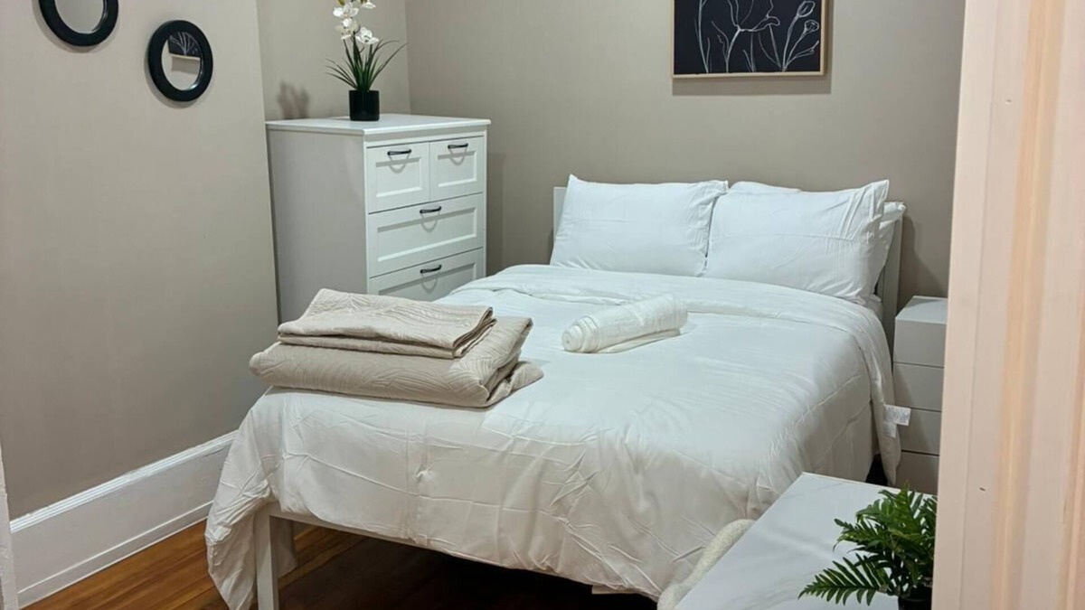 Poughkeepsie Apartment | NEW-Charming 3-bedroom apartment in Poughkeepsie NY