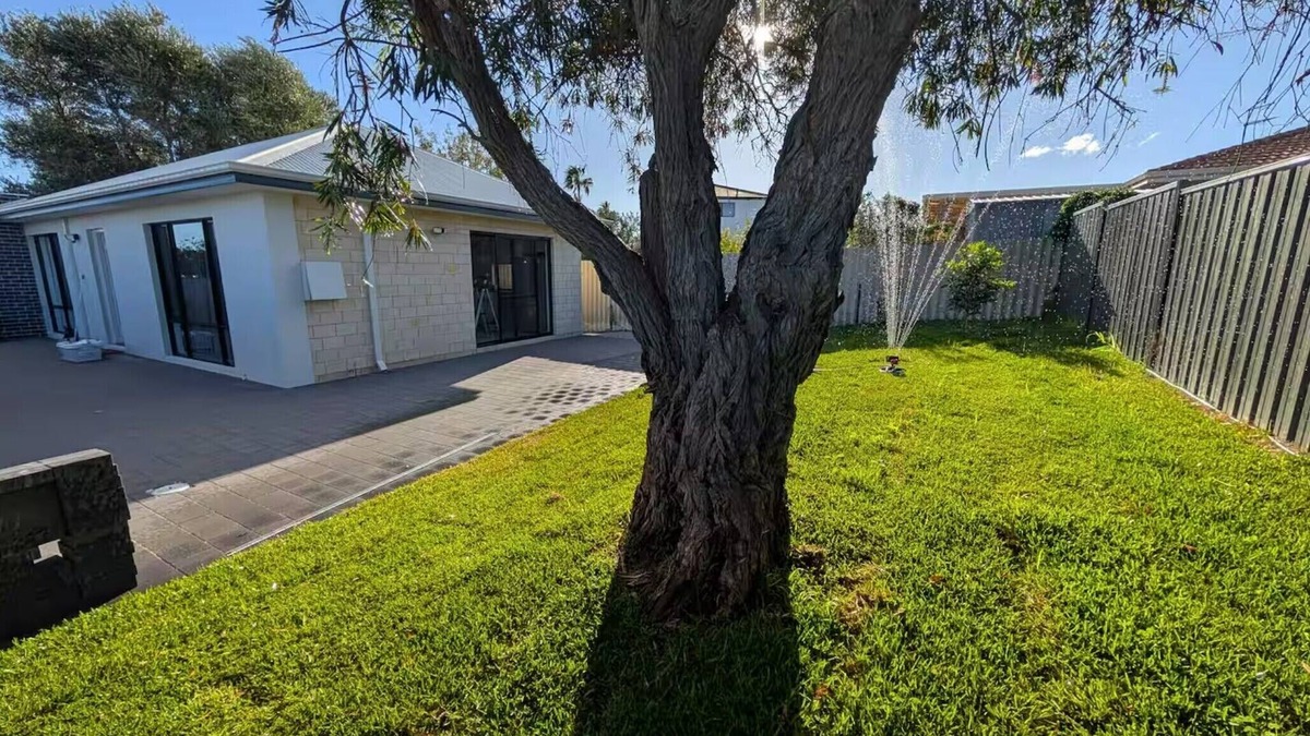 Yanchep House | New charming home in Yanchep 5 minutes walk to the beach