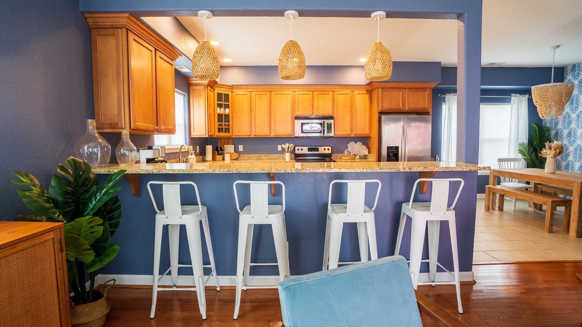 Northeast Virginia Beach Condo | New! Condo centrally located in ViBe district
