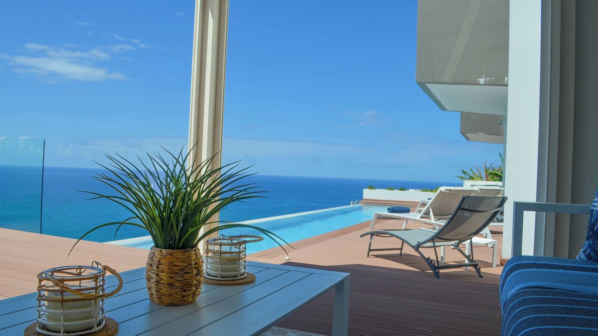 Pelican Key House | New Condo Eternal Sea