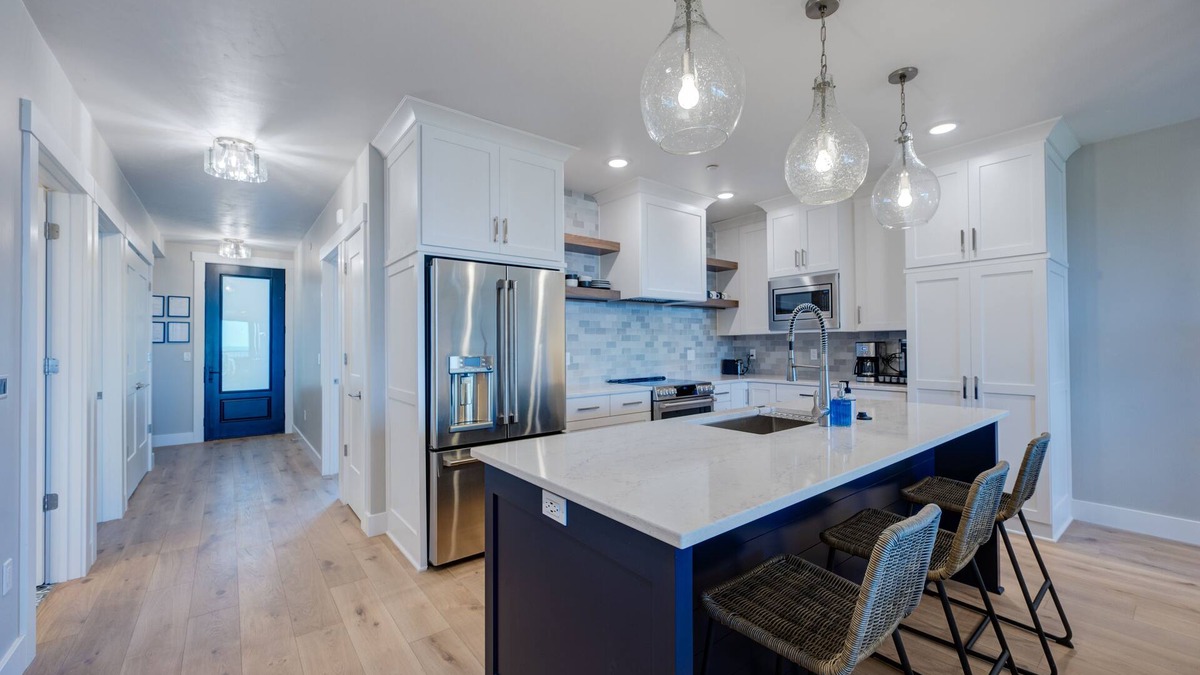 Sister Bay Condo | New Condo with Waterviews!