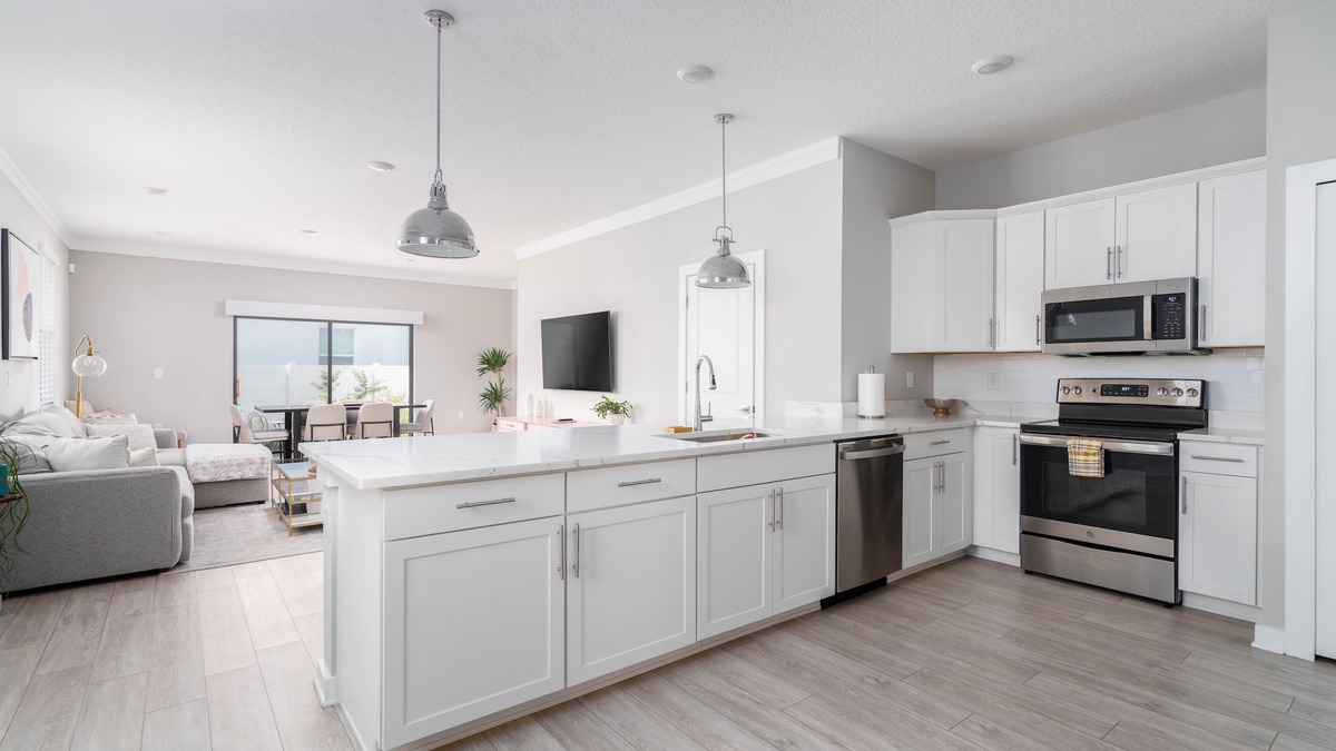Tampa House | New Construction 3BR South Tampa 10 Min Downtown