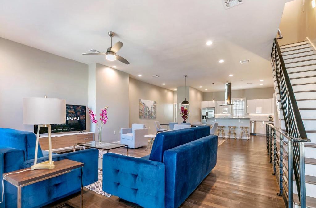 Mid-City House | New Construction Elegant Villas