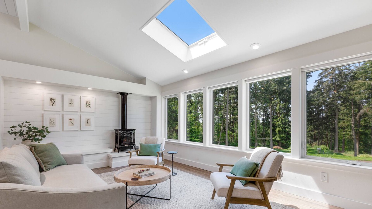 Freeland Cottage | New construction - upper-level home with expansive deck & orchard views