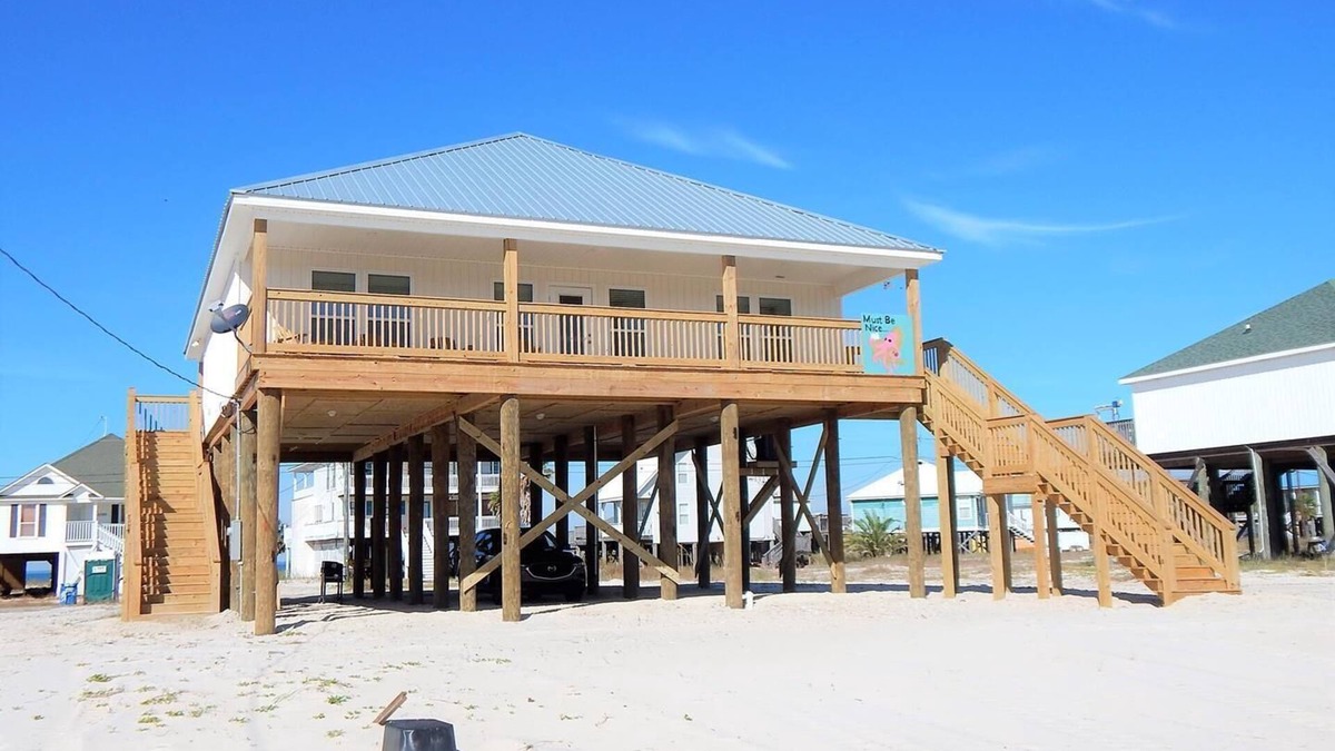 Dauphin Island House | New Construction - gulf view home within walking distance to beach