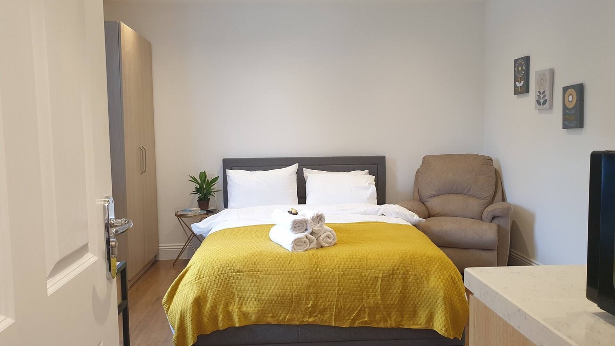 Putney Apartment | New cosy studio in calm area near parks