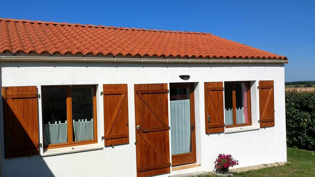 La Chaize-Giraud House | New Cottage, Dolphin Gîtes, à 5 km de Brétignolles sur Mer, Piscine Chauffée
