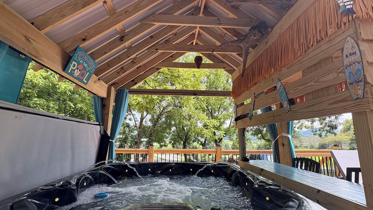 Brevard Cottage | New cottage with Hot Tub, Tiki Bar, Sauna, and Plunge Tub. Million Dollar Views