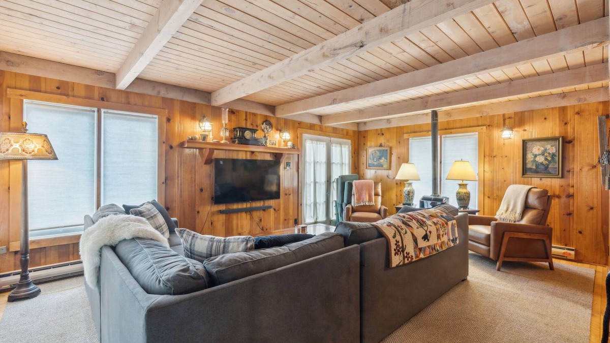 Twain Harte House | NEW! Cozy Mountain Retreat – Relax & Explore