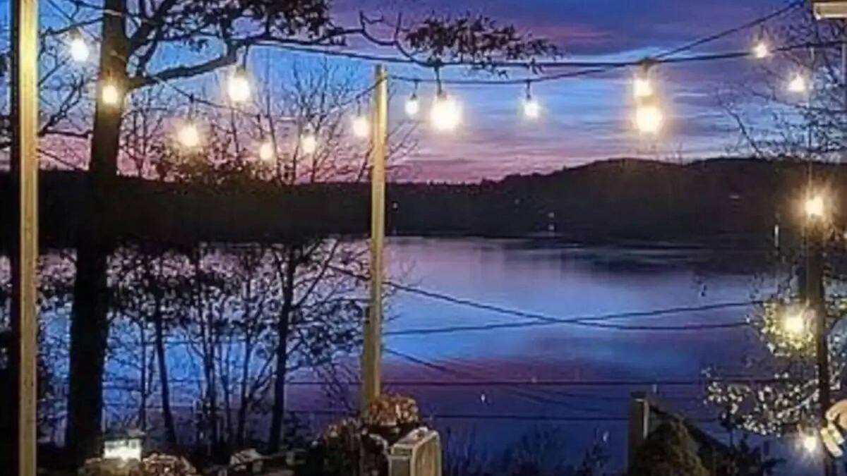 Sabattus Cottage | New Cozy two bedroom cottage with private dock!