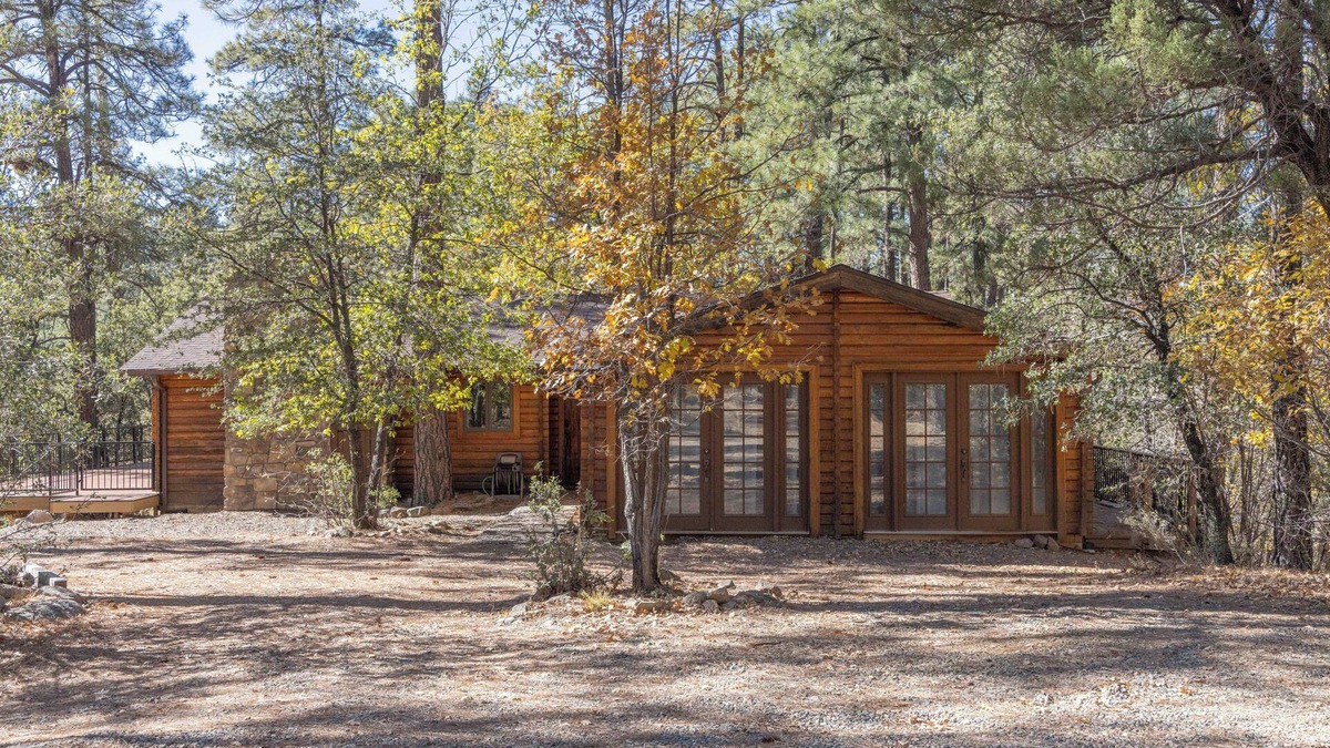 Prescott Cabin | NEW! CozyCreekCabin-Treehouse-Large Deck-Mountain Home