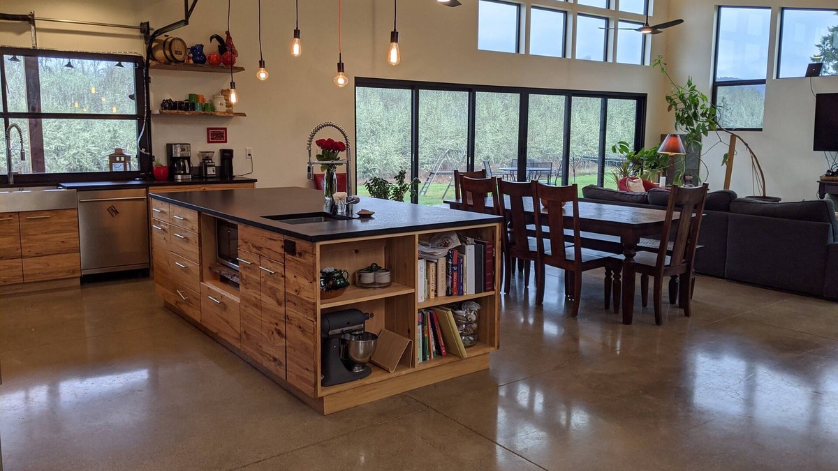 Eugene House | New Custom PNW Modern home 20 min to Hayward Field
