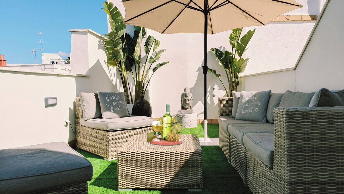 Cruz Roja-Capuchinos Apartment | NEW Designer Penthouse in Sevilla center