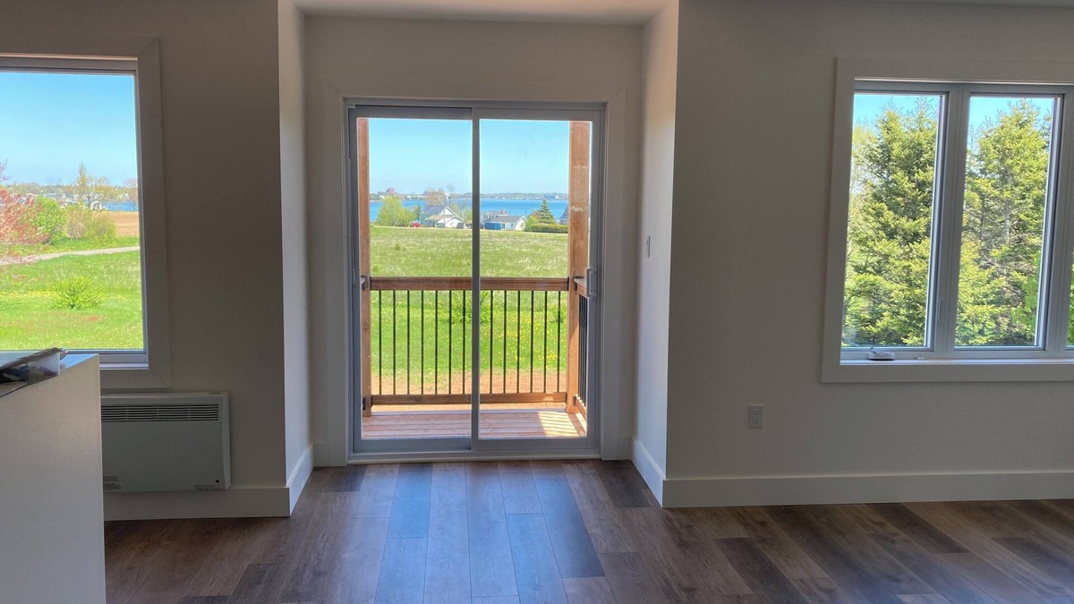 Cornwall House | New Executive 4 bedroom home. Water views, minutes from Charlottetown.