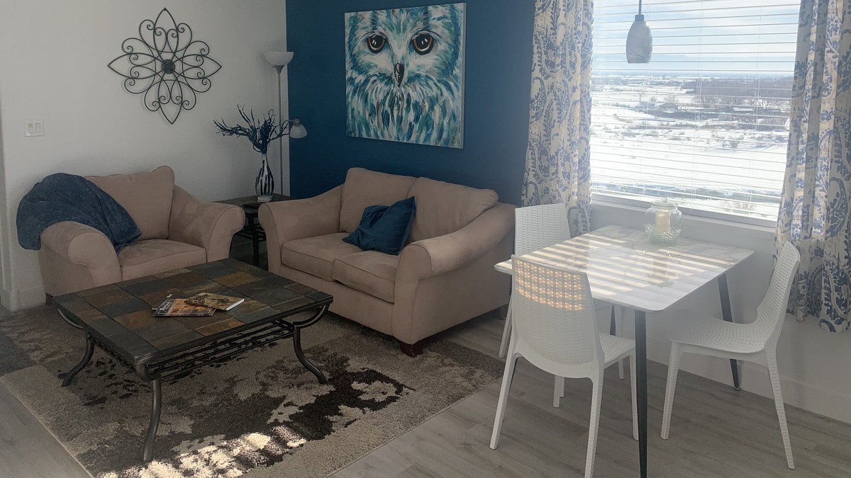 Loma Apartment | New Family and Pet friendly Apartment in the Heart of Western Colorado Country