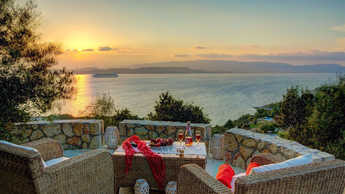Kefalonia Villa | *NEW FOR 2016* Exclusive and private villa with pool