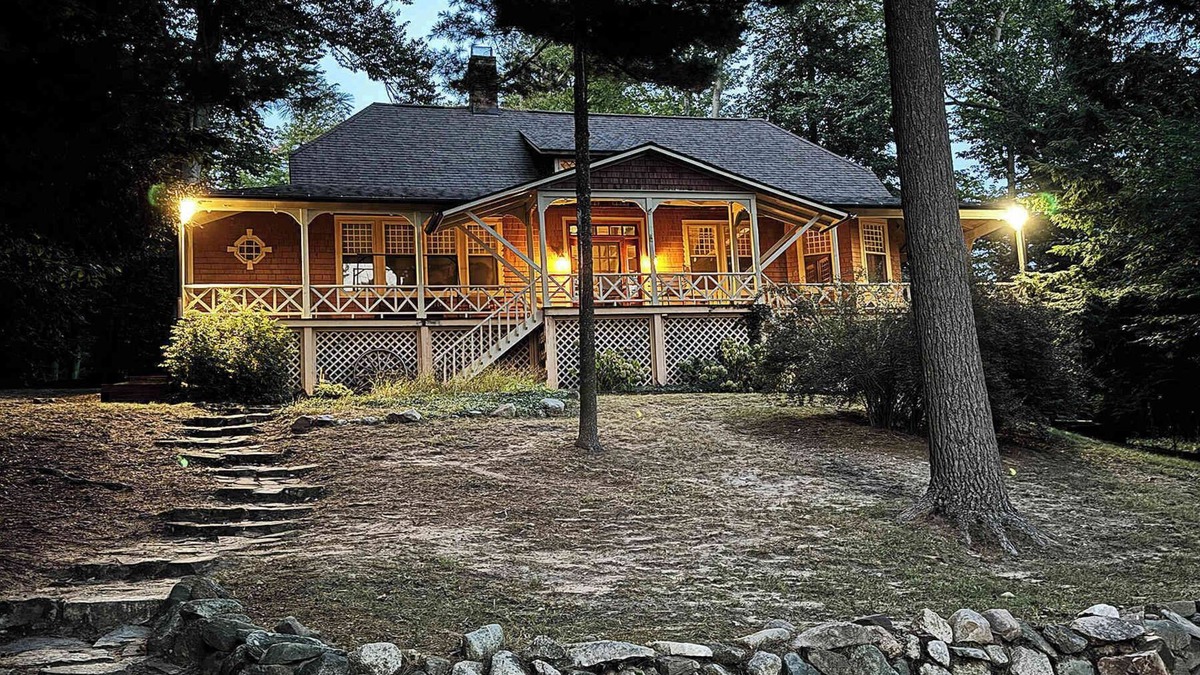 Traverse City House | NEW! Forest Lodge Serenity on Long Lake - Dogs Welcome!
