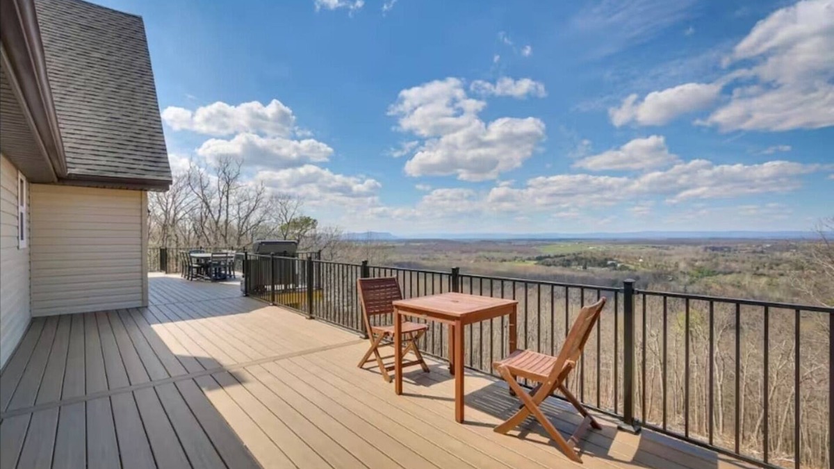 Front Royal Cabin | New - Front Royal Hilltop Cabin w/Panoramic Views!