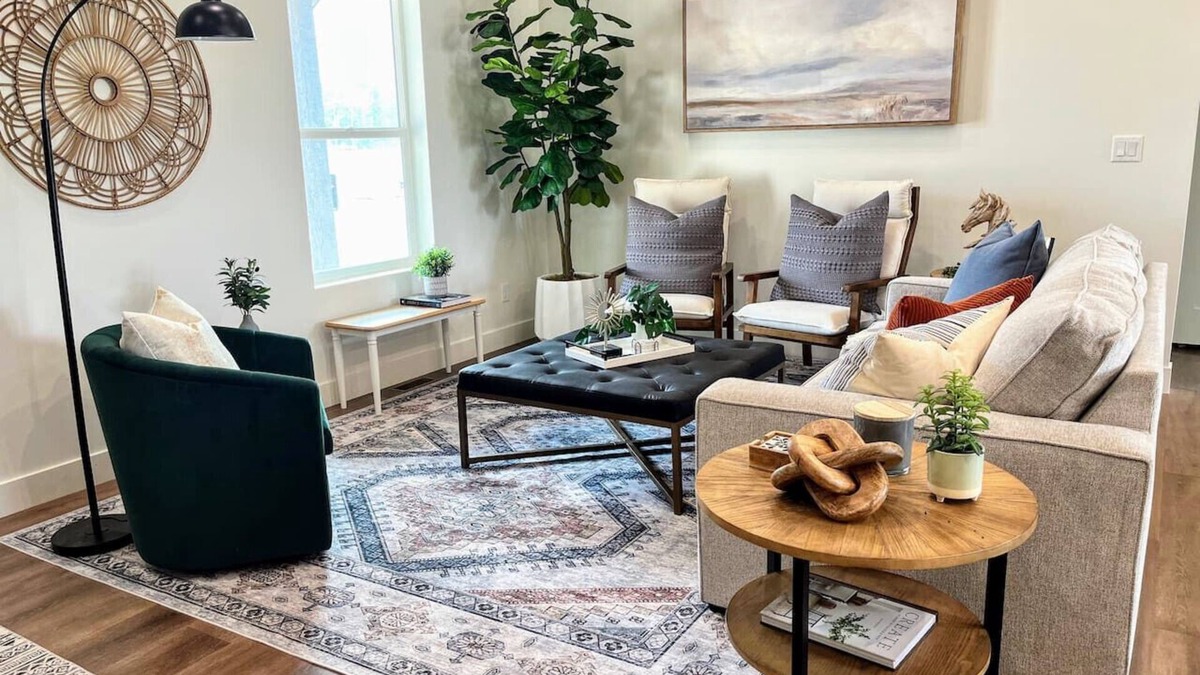 Moab South Valley Apartment | NEW! GameRm–HotTub–TheaterRm–Mtn Views–3000sf–BBQ