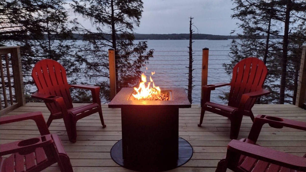 Alton Bay Cottage | New Hampshire Lake Winnipesaukee Island Retreat, Boat access only,