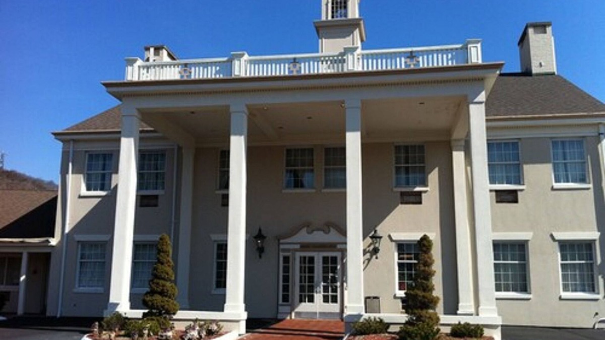 West New Haven Hotel | New Haven Inn