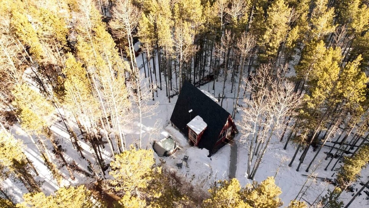 Evergreen Cabin | *NEW* Hidden Ruby A-Frame