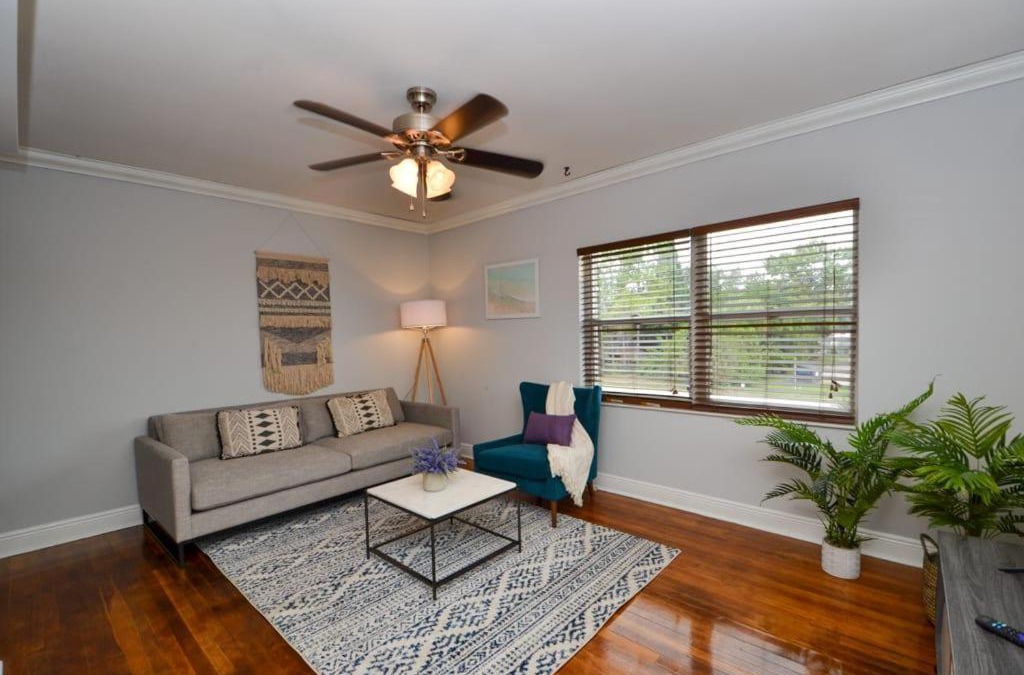 Virginia Park Apartment | New Huge Green Garden 1BR