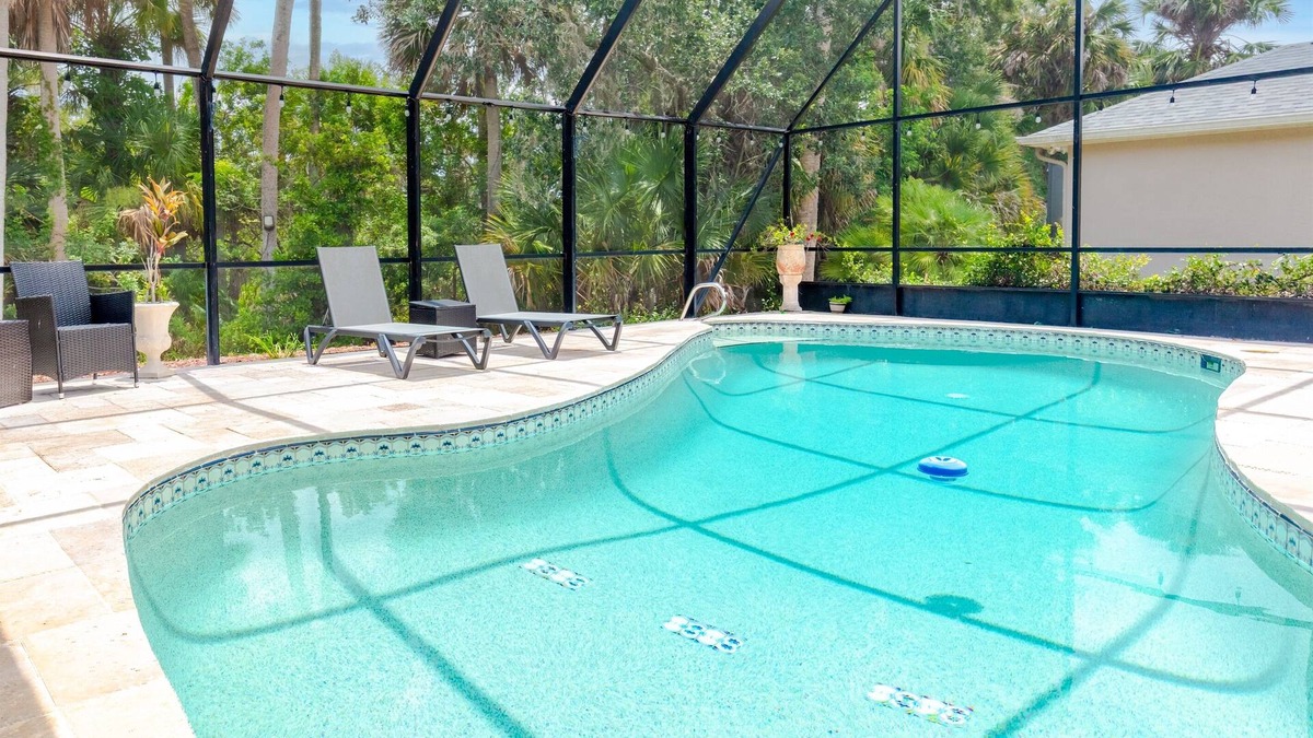 Palm Harbor House | NEW & Improved 3BR Retreat/Pool/GameRm/12min Beach