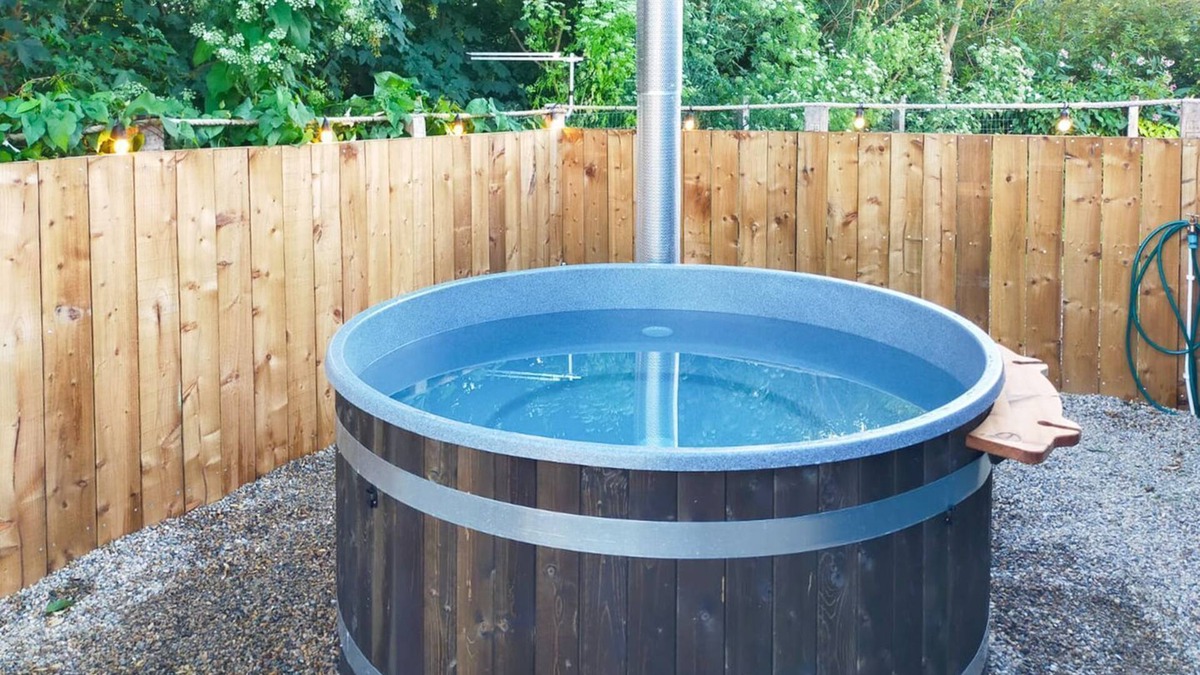Crimdon Cottage | New in 2021. A quirky pod with one double and shower room.
