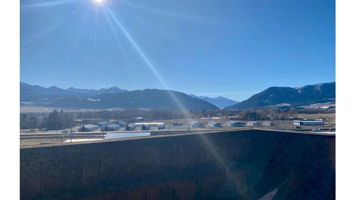 Livingston House | NEW in 2022 with more than a View, Cozy 3bd/2ba, Yellowstone.