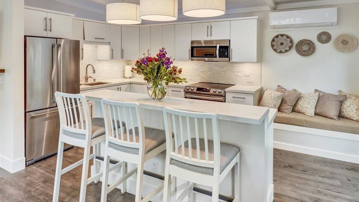 Mill Valley Cottage | New in 2023 - Luxury Cottage Near Downtown Mill Valley with Private Courtyard