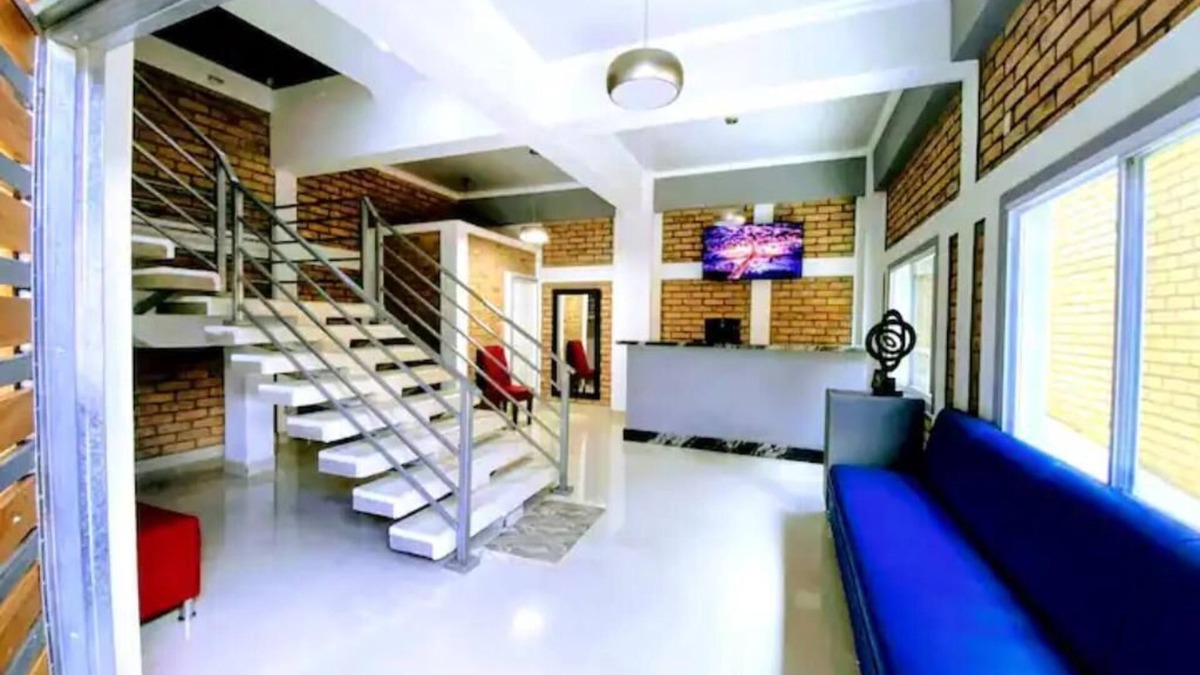 Danli Condo | New in Danli 1