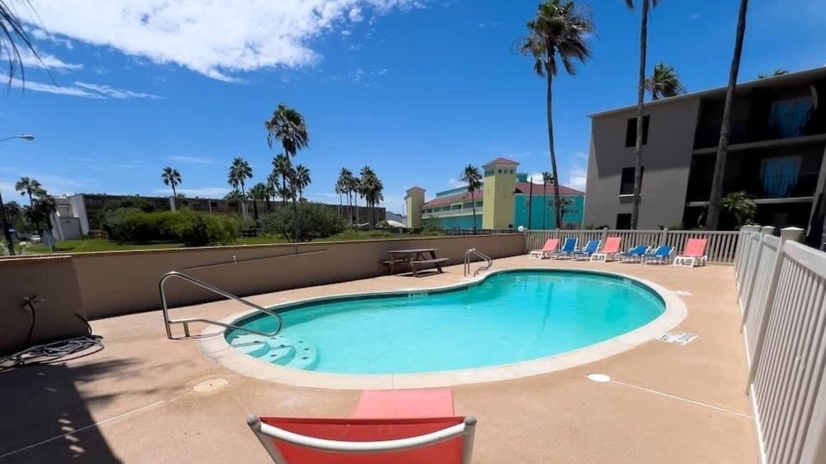 South Padre Island Condo | NEW! Island Condo * 1st Floor * Pool * Patio