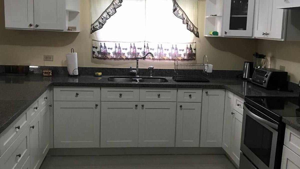 Barbican Apartment | New Kingston Guest Apartment at Sandhurst