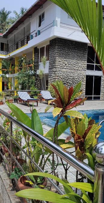 Kovalam Hotel | New Kovalam Beach Hotel