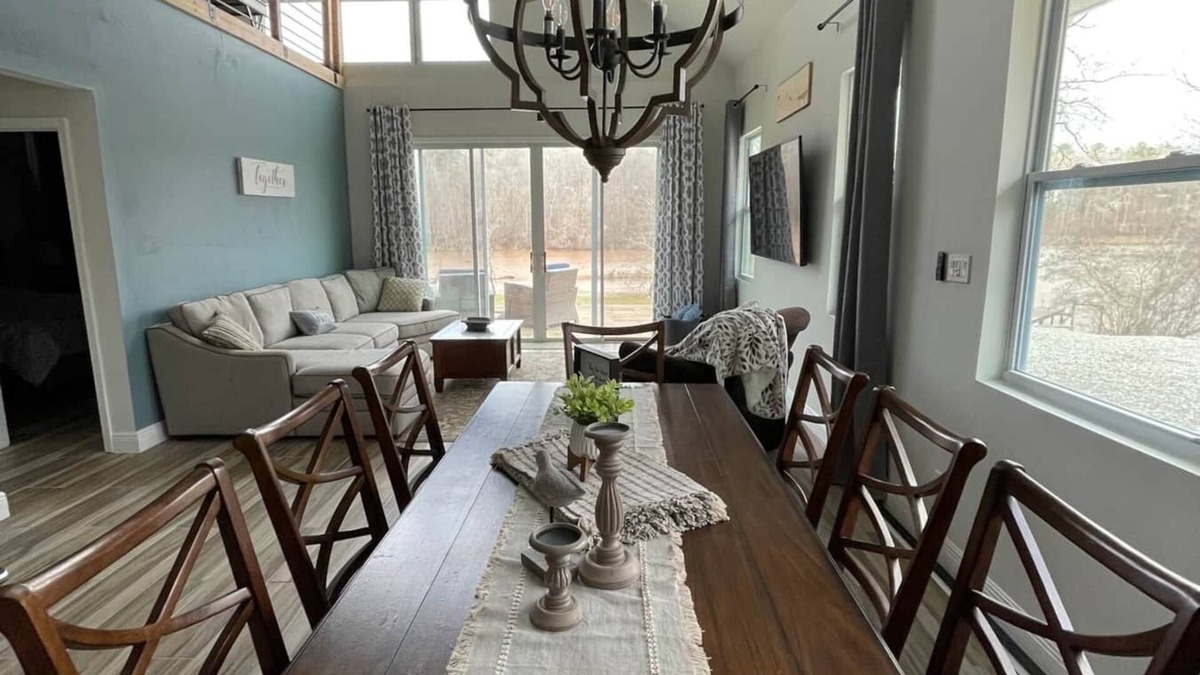 Eatonton House | New! Lake House Retreat with Private Dock, Kayaks & Firepit