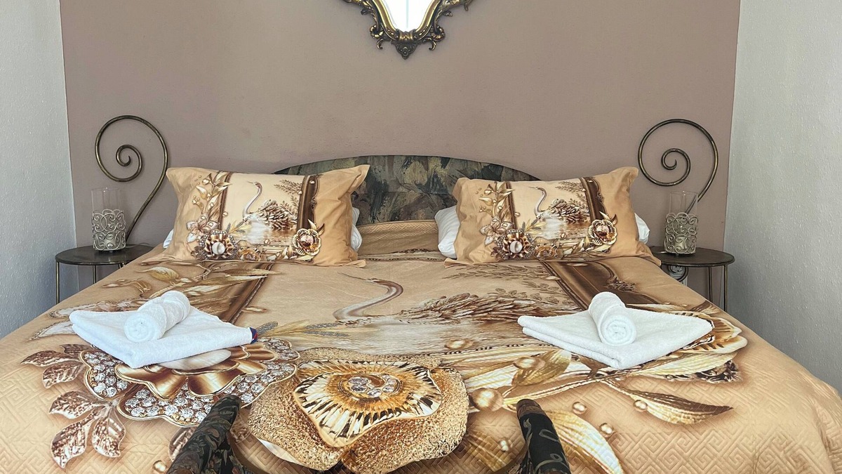Belvaros - Lipotvaros Apartment | New! Libra Grande Venetian Style Apartment