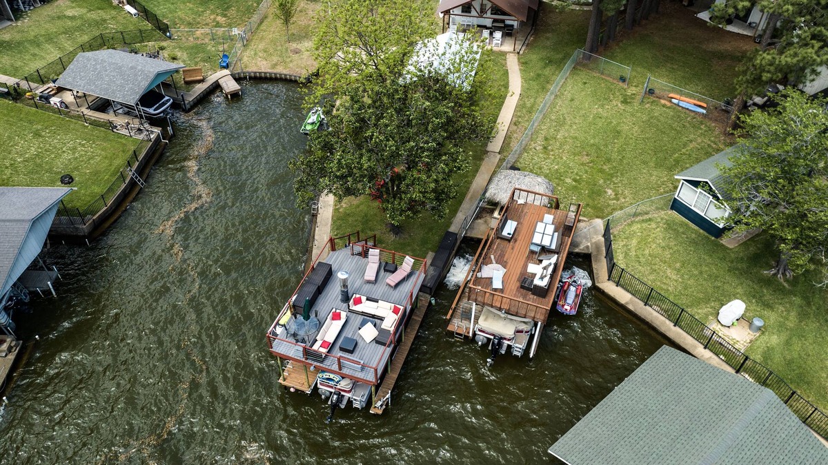 Cedar Creek Reservoir House | New Listing-2 Houses one level, Waterfront on Cove, Dock, Firepit, Game Room